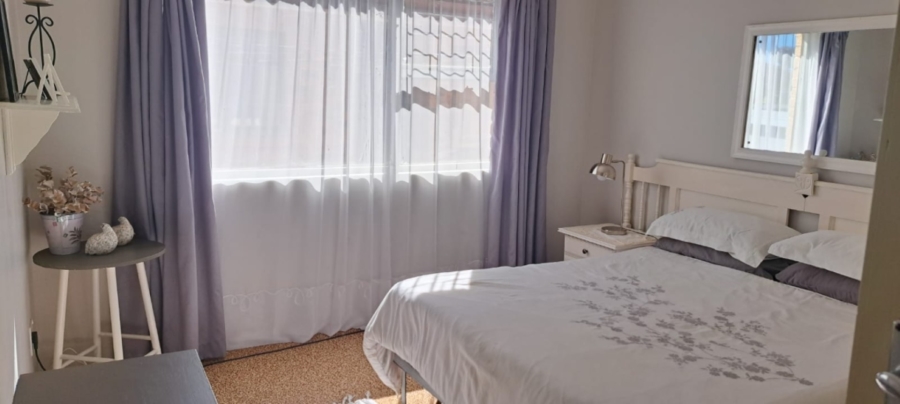 4 Bedroom Property for Sale in Caledon Western Cape